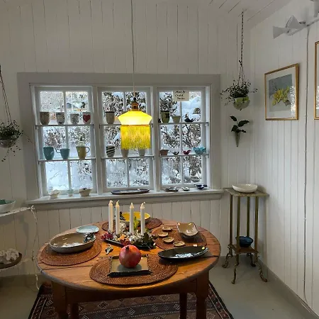 Vaerelser I Historisk Hus Med Sjael Og Atmosfaere *