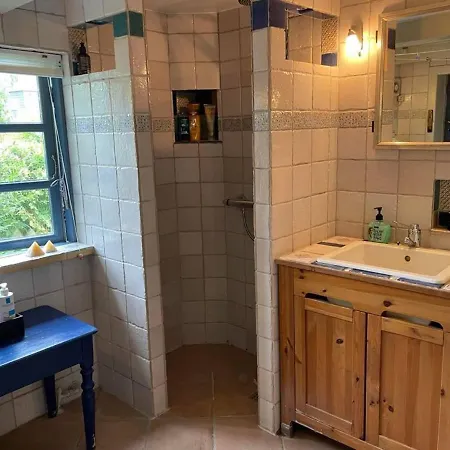 Homestay Vaerelser I Historisk Hus Med Sjael Og Atmosfaere