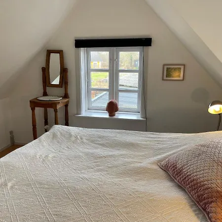 Vaerelser I Historisk Hus Med Sjael Og Atmosfaere 民宿