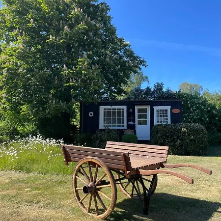 Vaerelser I Historisk Hus Med Sjael Og Atmosfaere 赫尔辛厄