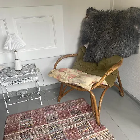 Vaerelser I Historisk Hus Med Sjael Og Atmosfaere Homestay szállás